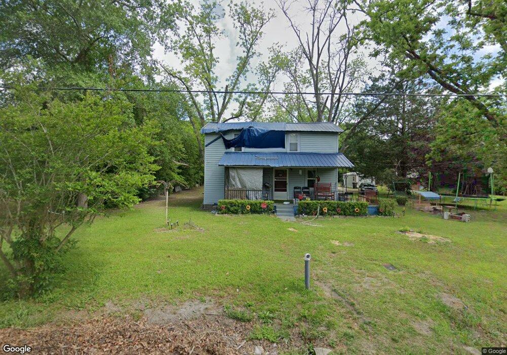 504 E Chattahoochee St, Fitzgerald, GA 31750 - photo 1