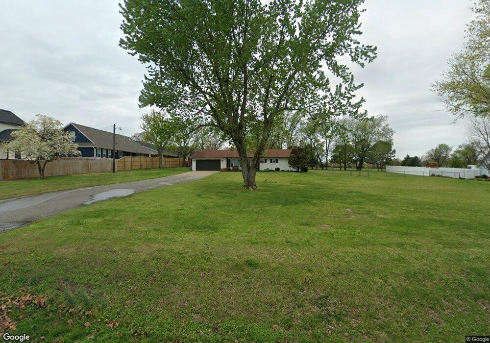 450 Wayne Villines Rd, Prairie Grove, AR 72753 - photo 1