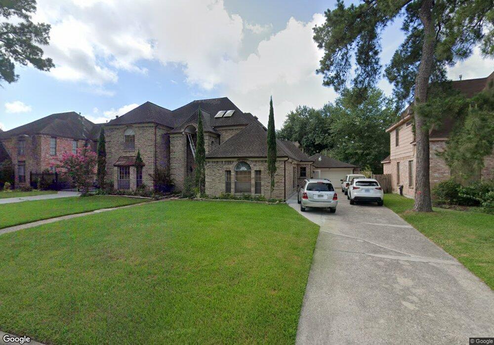 3711 Trappers Forest Dr, Houston, TX 77088 - photo 1