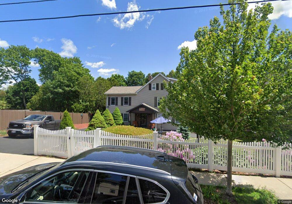 24 River Rd, Winthrop, MA 02152 - photo 1