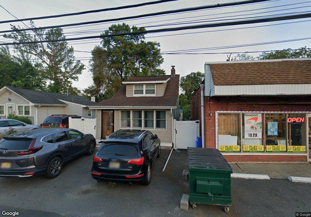 11 Laurence Pkwy, Laurence Harbor, NJ 08879 - photo 1