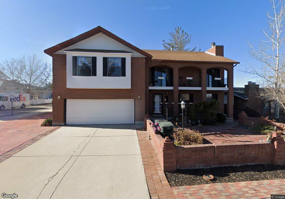 9558 Tarbert Cir, South Jordan, UT 84095 - photo 1