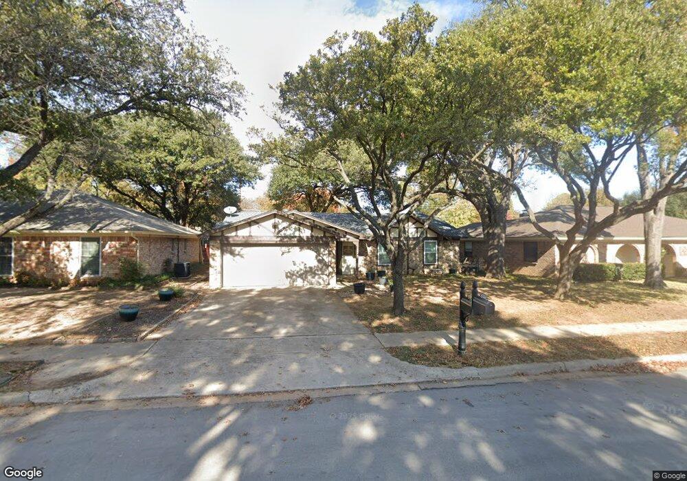 1629 Winchester Way, Bedford, TX 76022 - photo 1