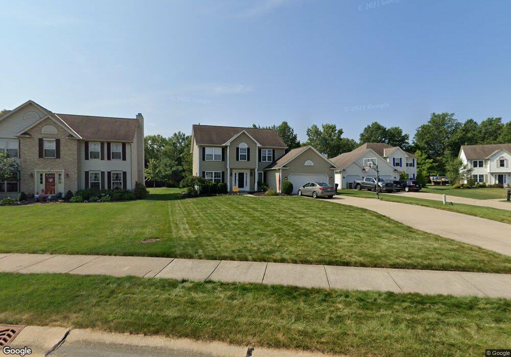 27089 Glenside Ln, Olmsted Falls, OH 44138 - photo 1