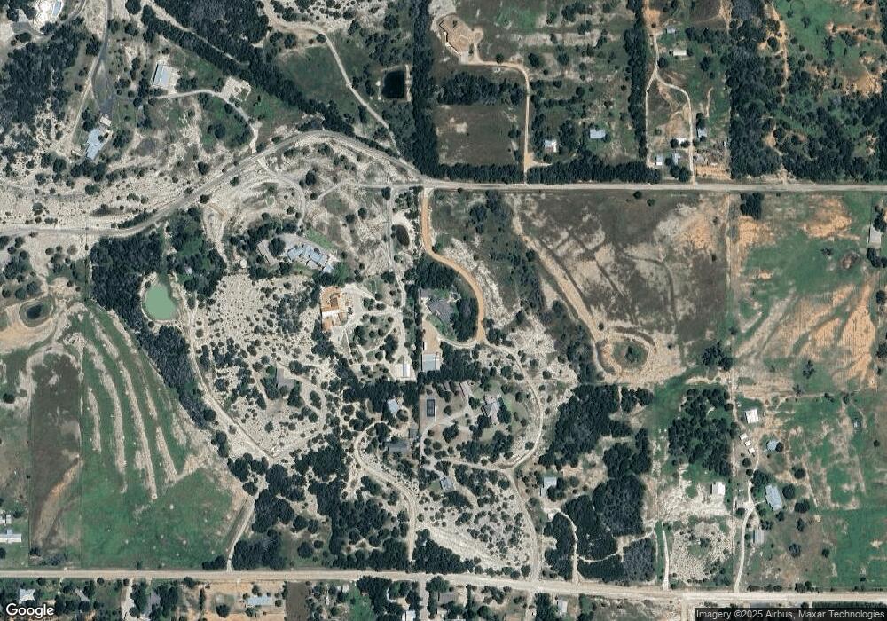 547 Smith Rd, Fredericksburg, TX 78624 - photo 1