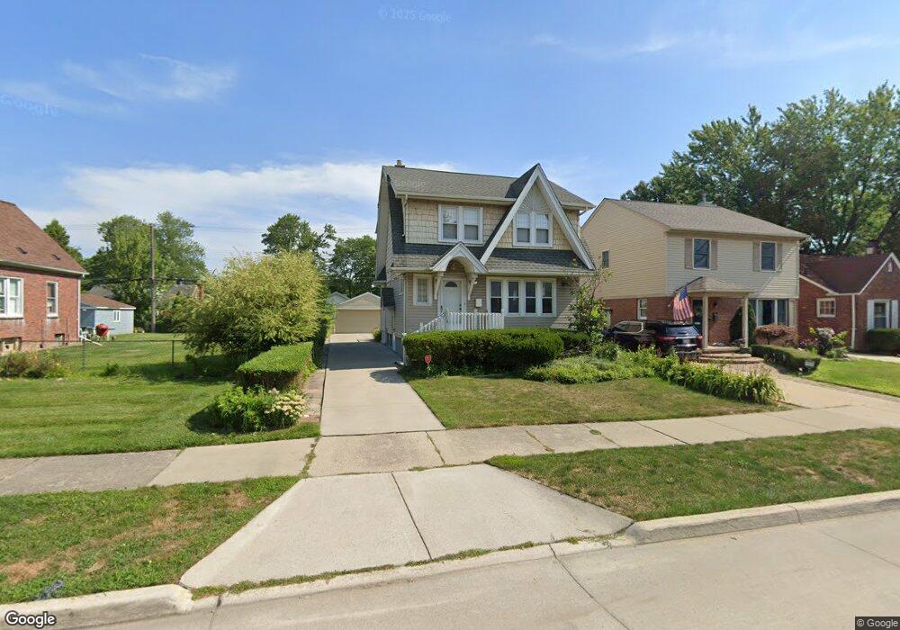 1716 Anita Ave, Grosse Pointe Woods, MI 48236 - photo 1