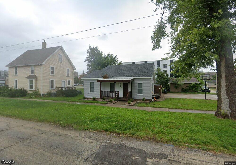 411 3rd St SW, Cedar Rapids, IA 52404 - photo 1