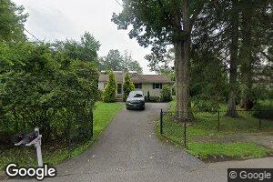 44 Cypress Ln, Yorktown Heights, NY 10598