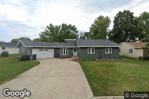 321 Bissell St, Laurens, IA 50554