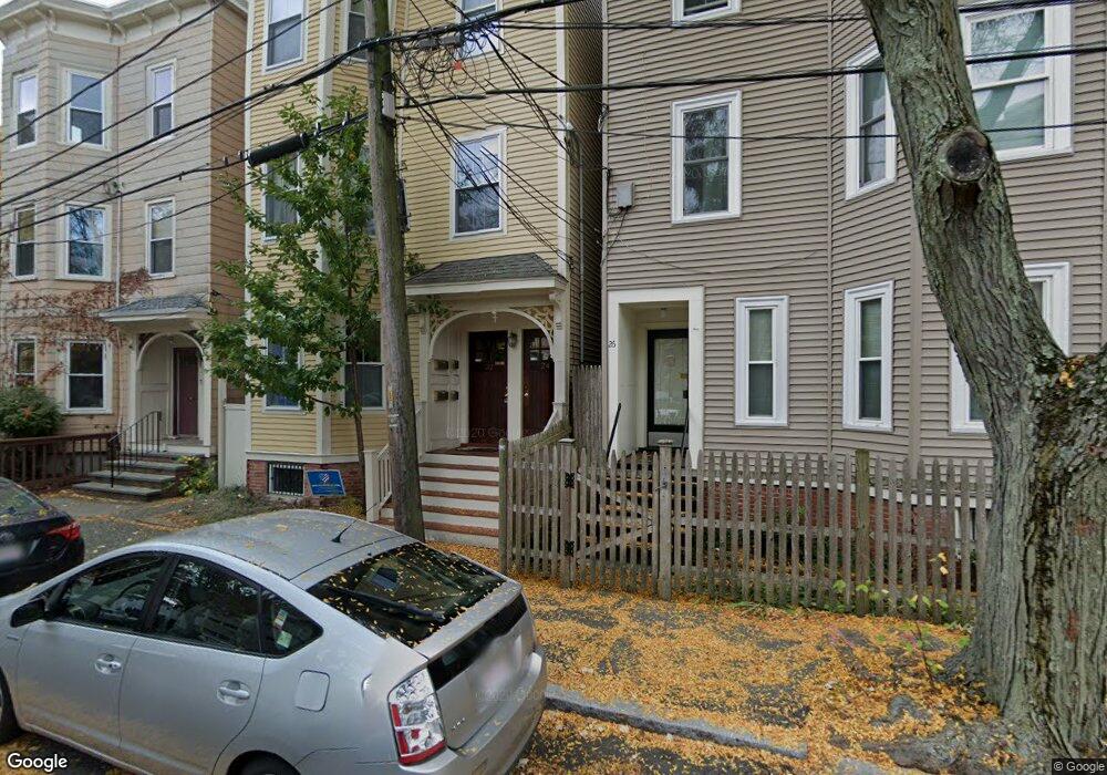 24 Soden St unit 4, Cambridge, MA 02139 - photo 1