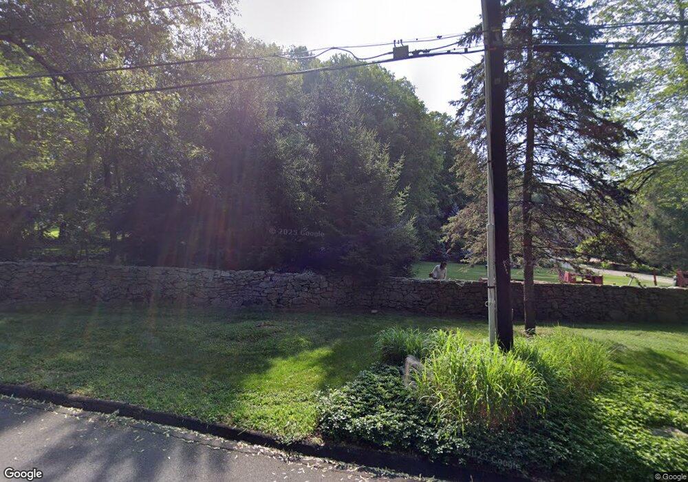 28 Langner Ln, Weston, CT 06883 - photo 1