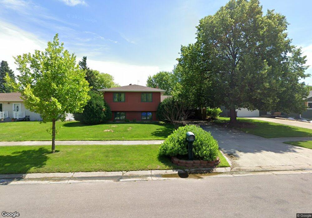 1830 18th St S, Fargo, ND 58103 - photo 1