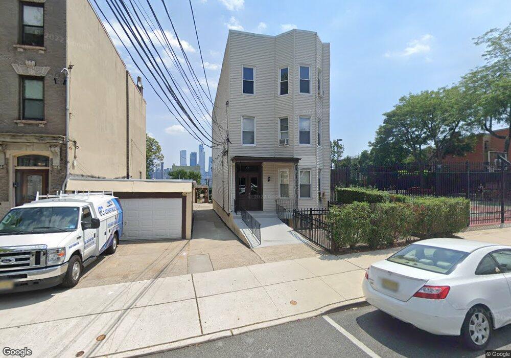 470 Gregory Ave unit 472, Weehawken, NJ 07086 - photo 1