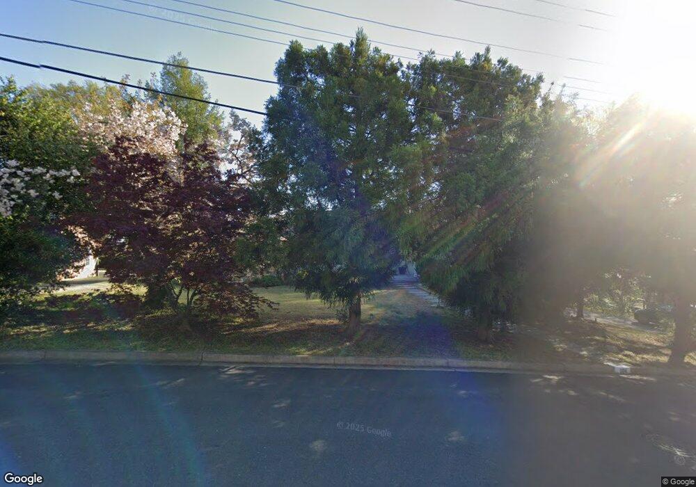 1106 Villamay Blvd, Alexandria, VA 22307 - photo 1