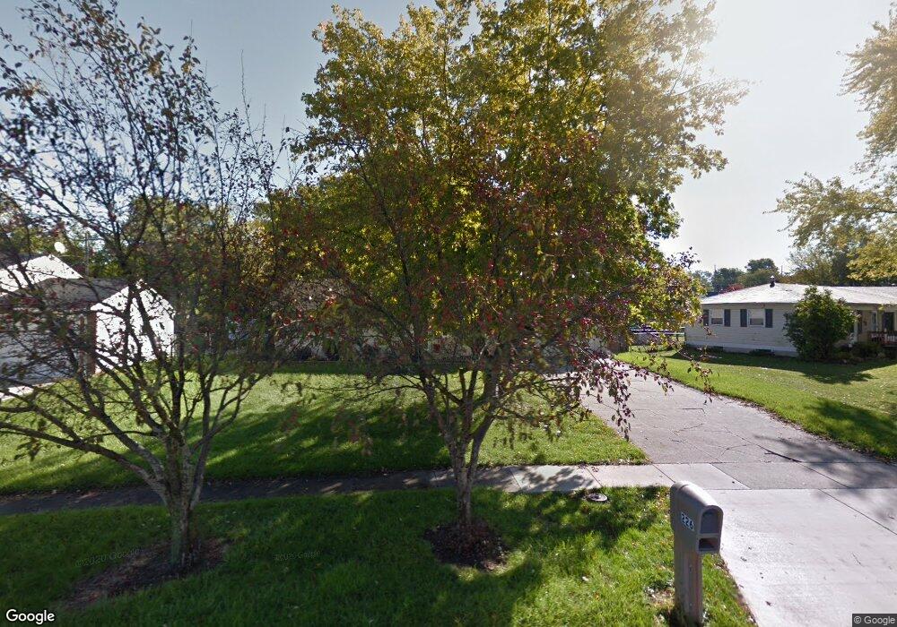 226 S Chase Dr, Crown Point, IN 46307 - photo 1