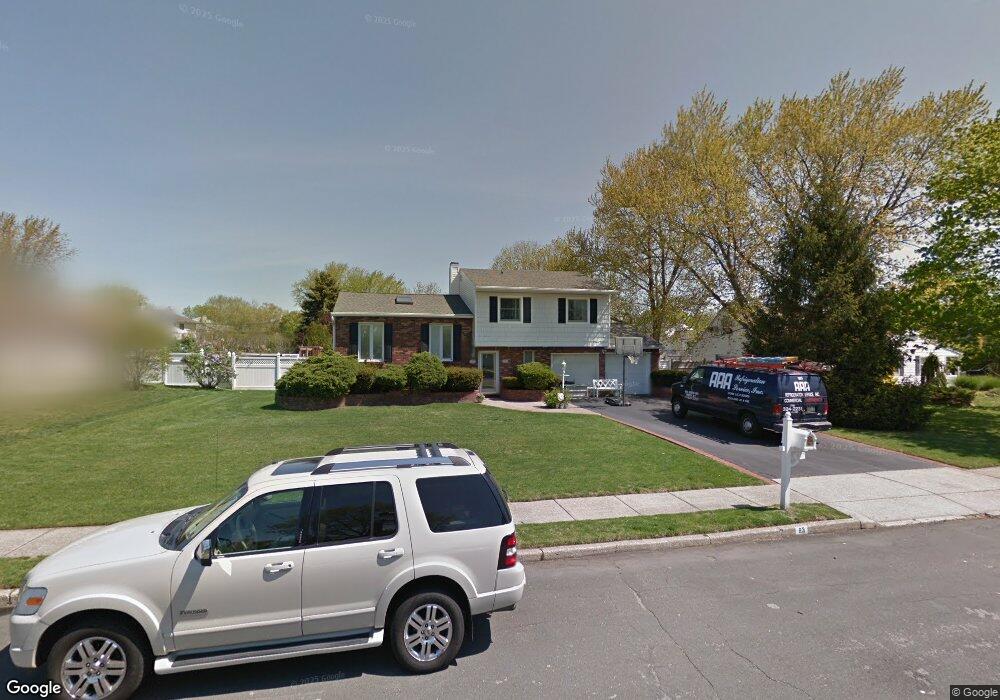 83 Spiral Rd, Holtsville, NY 11742 - photo 1