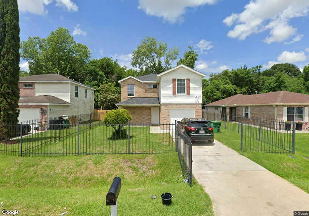 8019 Sunnyhill St, Houston, TX 77088 - photo 1