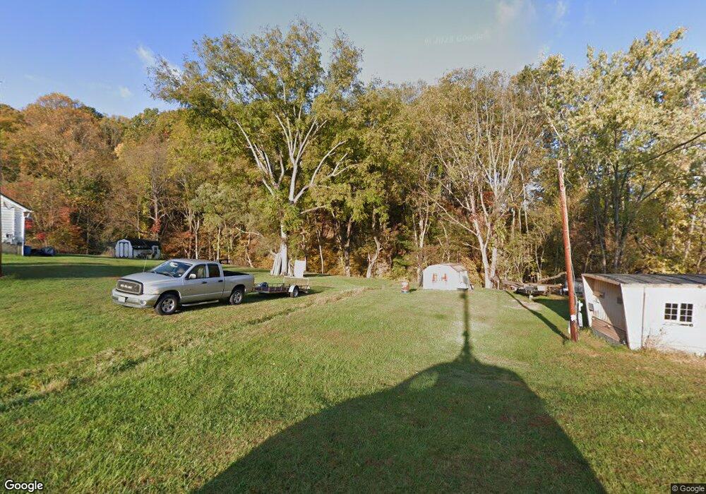 140 Prince Ave, Pulaski, VA 24301 - photo 1