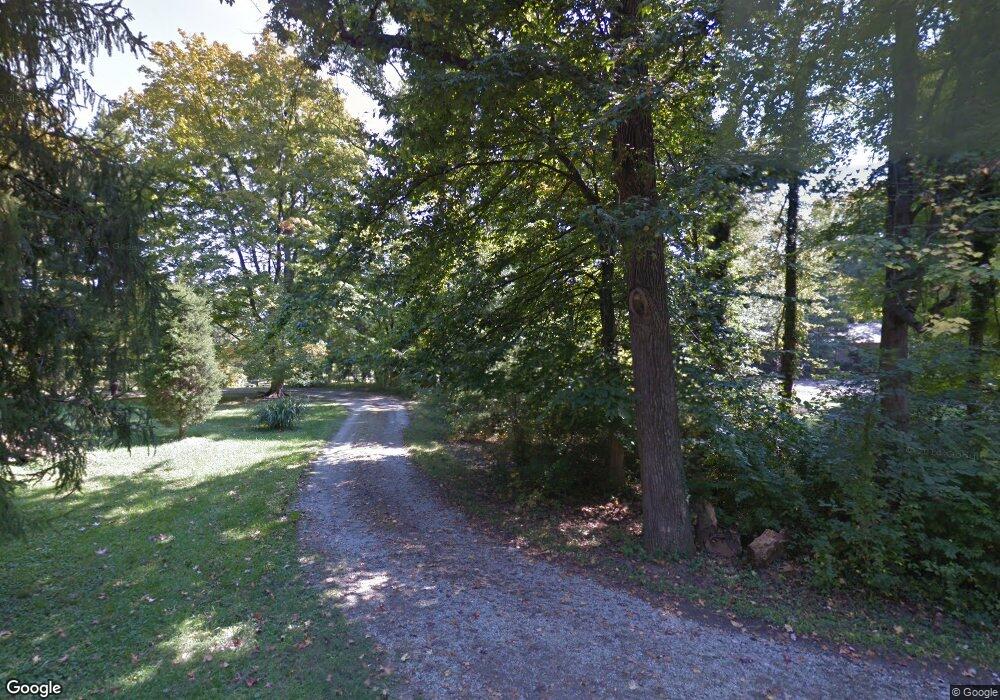 1742 1/2 Klerner Ln, New Albany, IN 47150 - photo 1