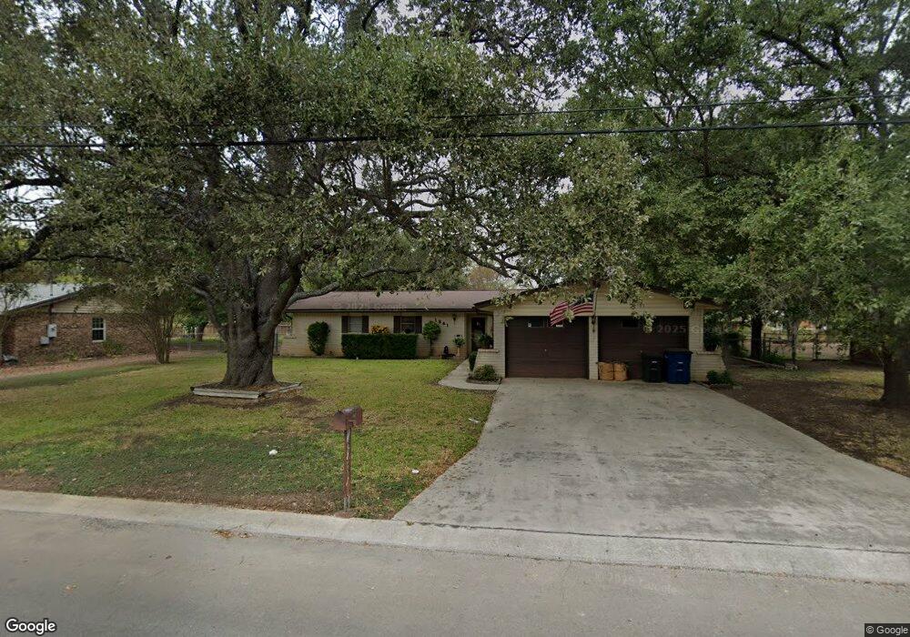 1341 Azalea Ln, New Braunfels, TX 78130 - photo 1