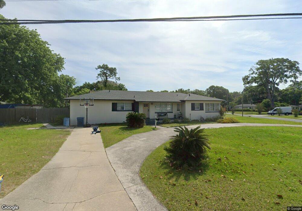 8407 Bordeau Ave N, Jacksonville, FL 32211 - photo 1