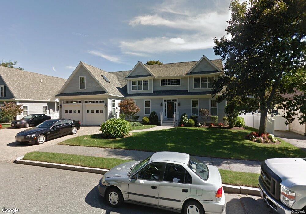 2 Landers Rd, Stoneham, MA 02180 - photo 1