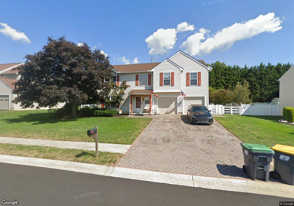 8 Crestpoint Dr, New Castle, DE 19720 - photo 1