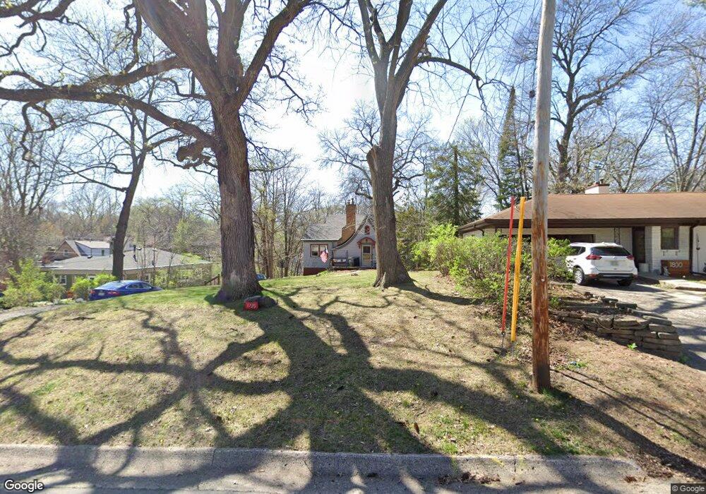 1720 36th St, Des Moines, IA 50310 - photo 1