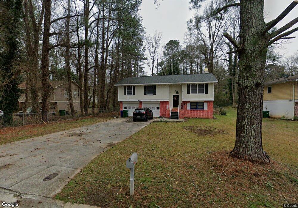 4201 Rockbridge Heights Dr unit 4, Stone Mountain, GA 30083 - photo 1