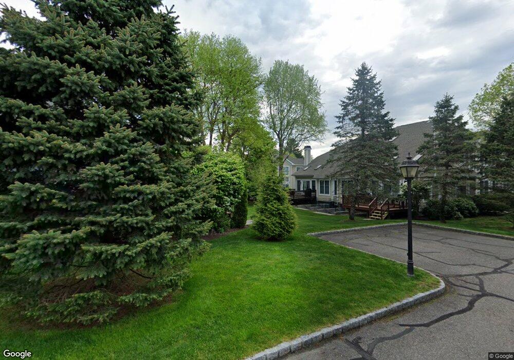 35 Regency Cir, Trumbull, CT 06611 - photo 1