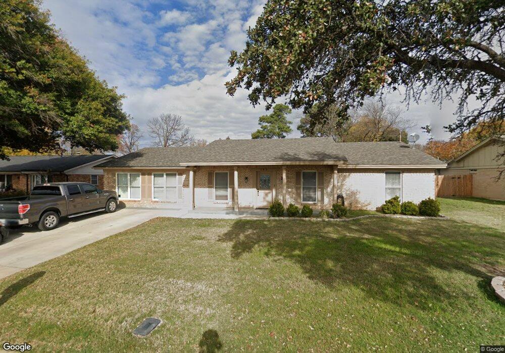 196 E Pleasantview Dr, Hurst, TX 76054 - photo 1