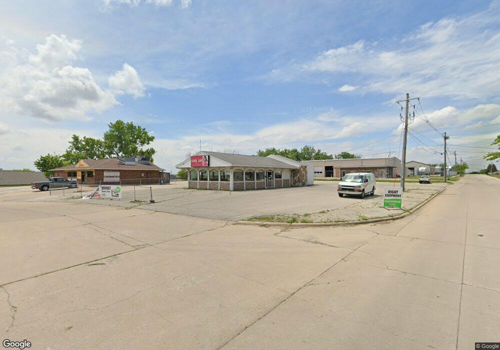 3100 6th St SW, Cedar Rapids, IA 52404 - photo 1