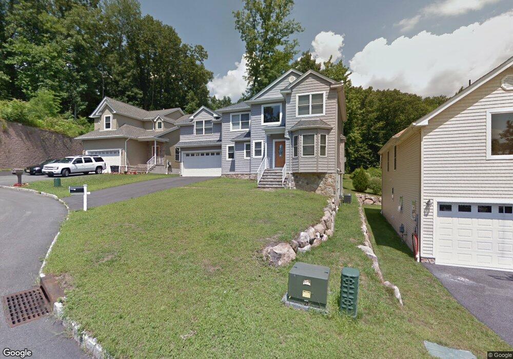 10 Cedar Ct, Totowa, NJ 07512 - photo 1