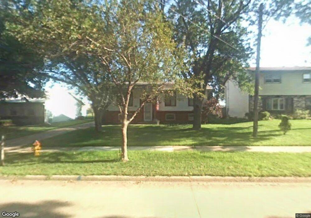 2410 E Aurora Ave, Des Moines, IA 50317 - photo 1