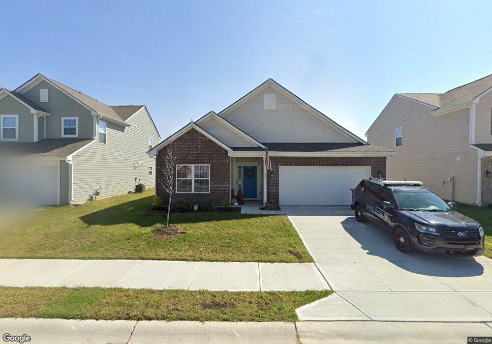 1453 Silver Pine Ln, Sheridan, IN 46069 - photo 1