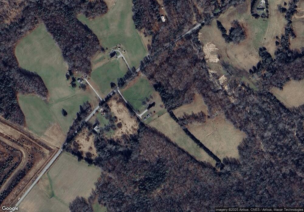 2246 Skyline Rd, South Hill, VA 23970 - photo 1