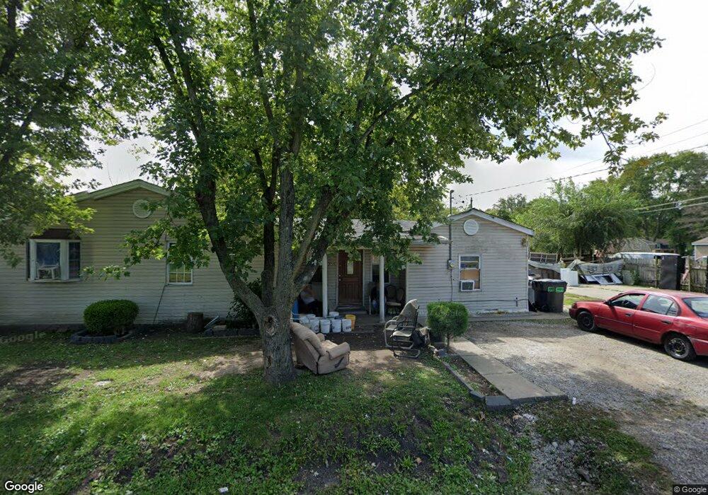 2725 Black Ln, Collinsville, IL 62234 - photo 1