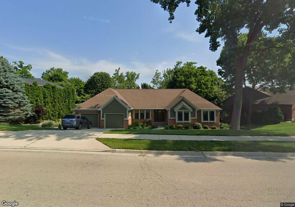 135 E Stonequarry Rd, Vandalia, OH 45377 - photo 1