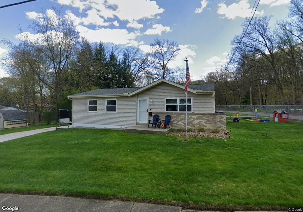 1439 Hilton Dr, Akron, OH 44313 - photo 1