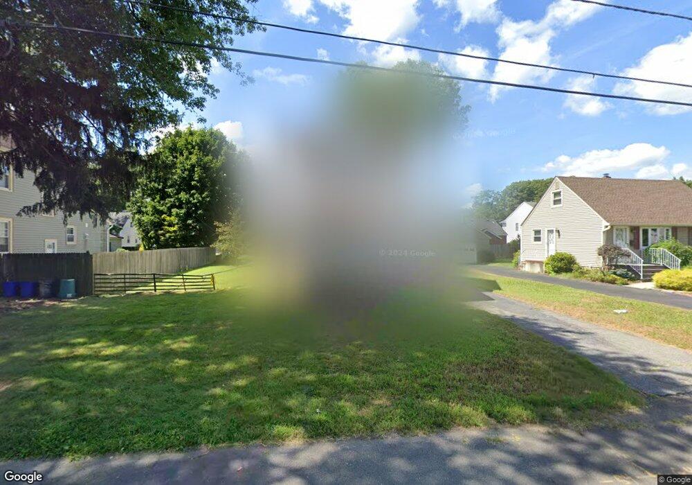 211 Stephenson Ave, Middlesex, NJ 08846 - photo 1