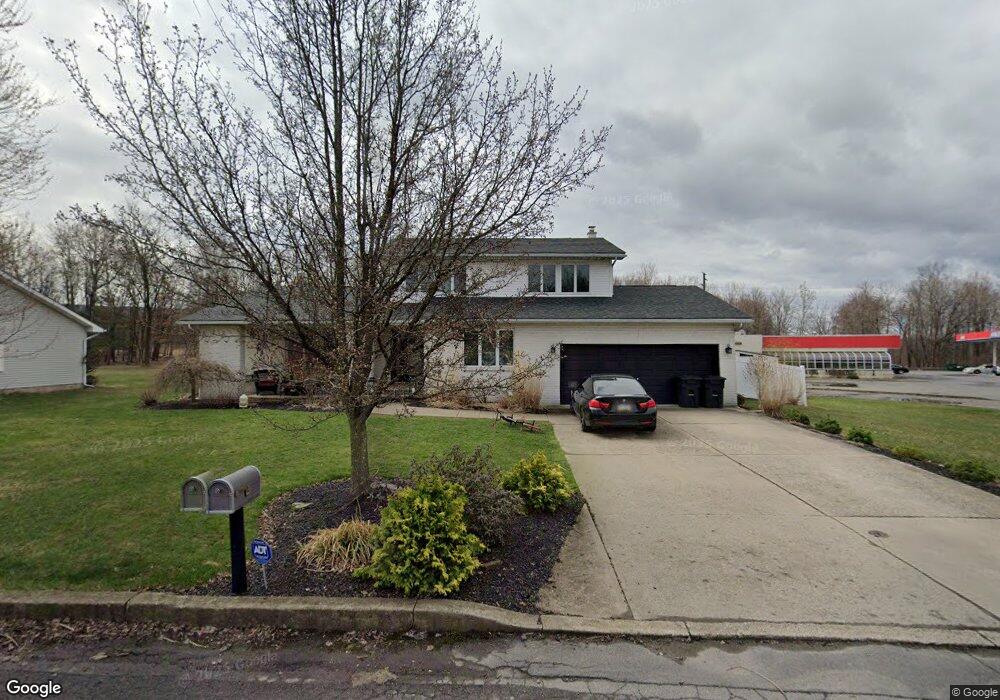 1312 Hampton Dr, Archbald, PA 18403 - photo 1