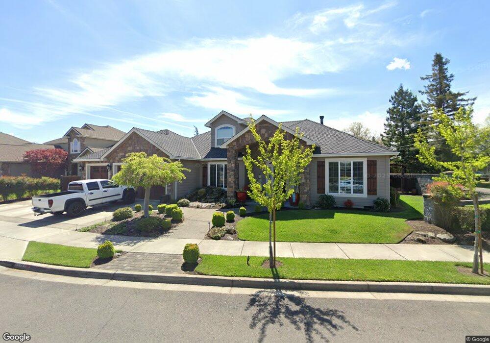 578 Grey Hawk Way, Central Point, OR 97502 - photo 1