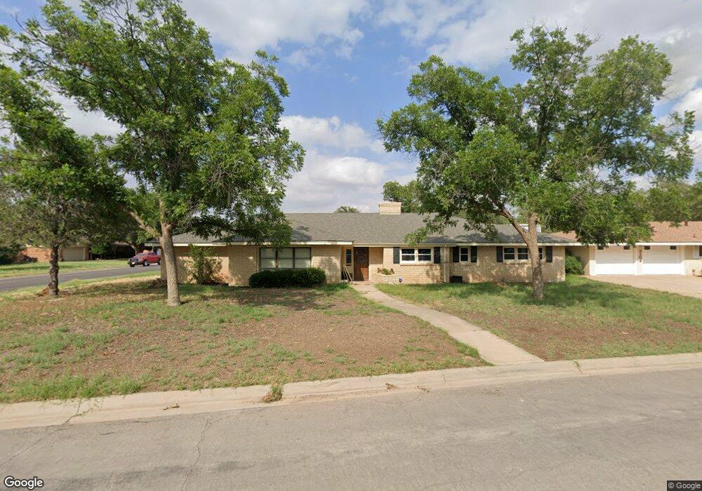 2106 Oaklawn Dr, Midland, TX 79705 - photo 1