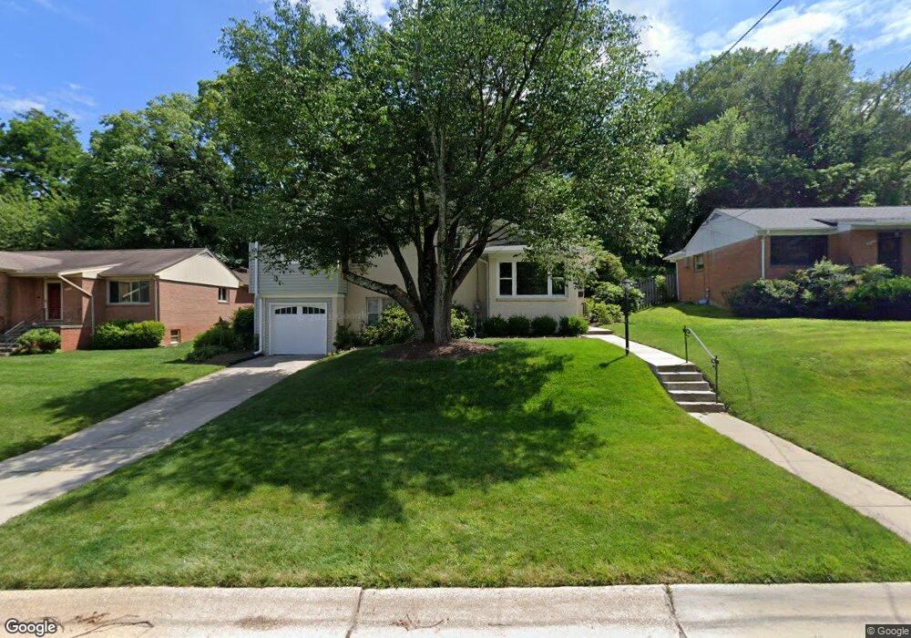 9107 Brierly Rd, Chevy Chase, MD 20815 - photo 1