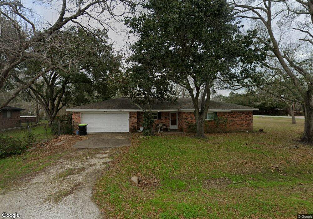8819 Aggie Ln, Needville, TX 77461 - photo 1