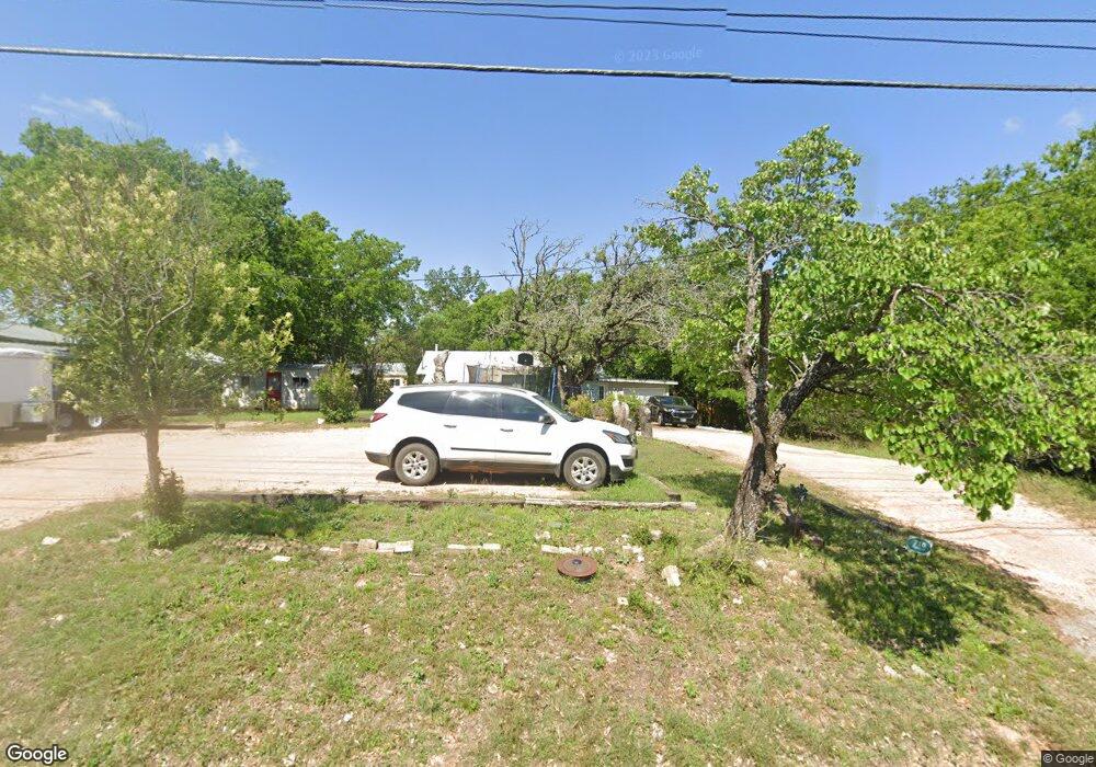 710 Reuben St, Fredericksburg, TX 78624 - photo 1