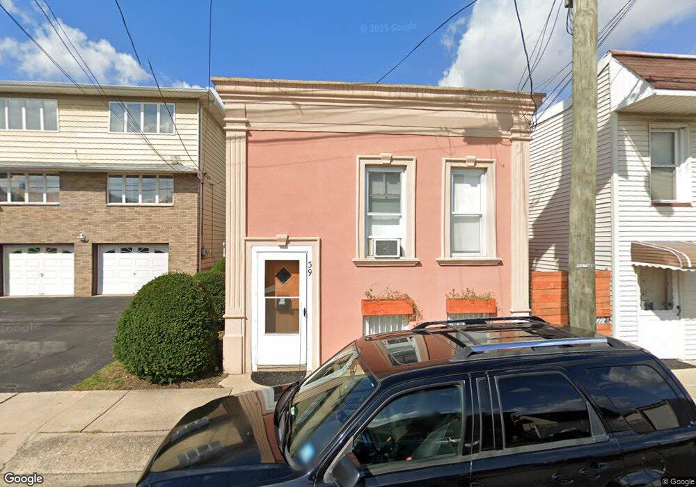 Sold $485,000 • Co-Listing Agent