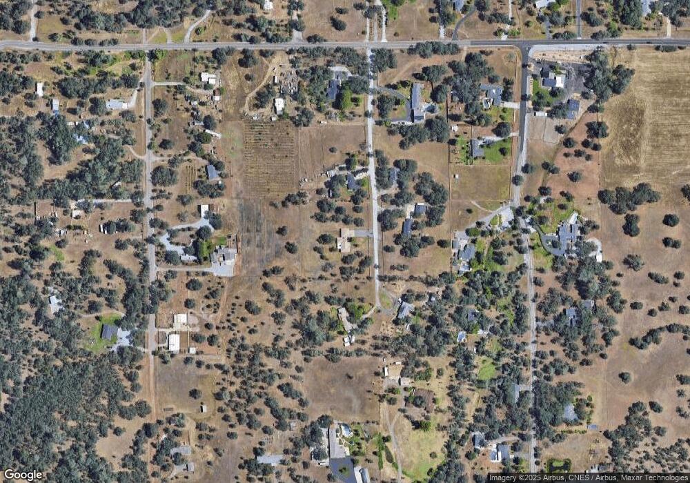 11420 Suggie Ln, Redding, CA 96003 - photo 1