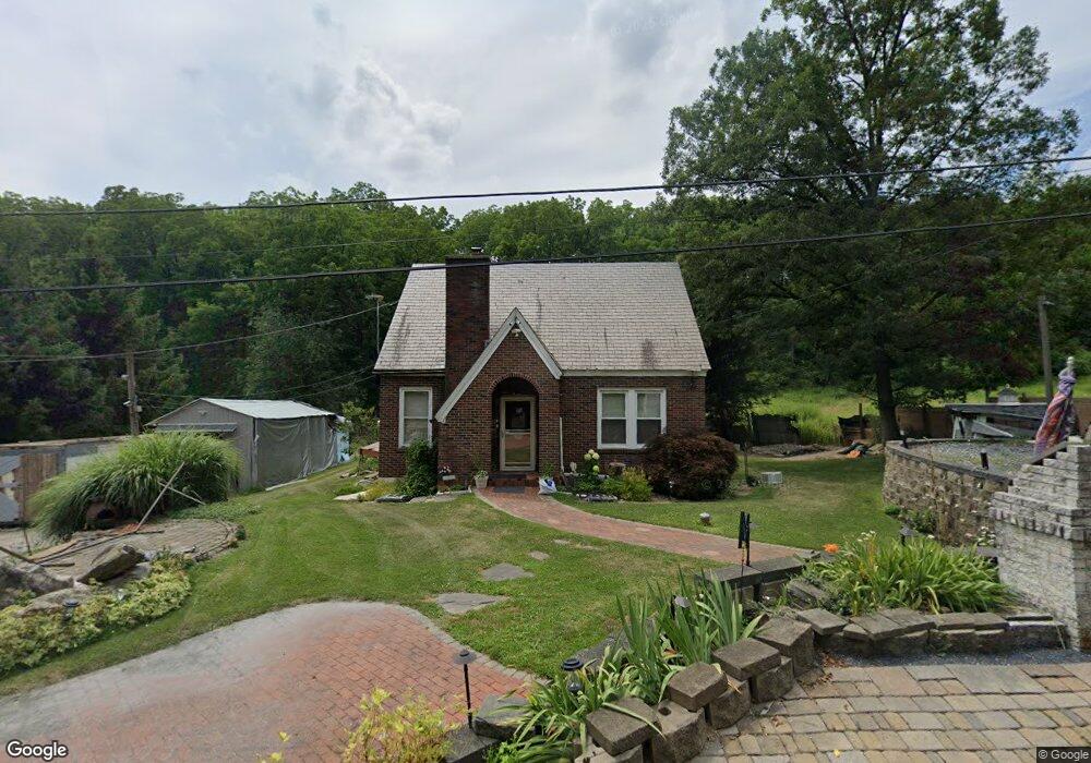 4874 Mulberry St, Coplay, PA 18037 - photo 1