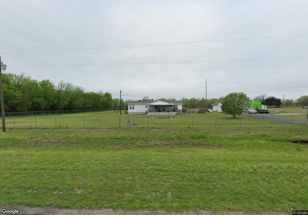 564 S Interstate Highway 45, Ennis, TX 75119 - photo 1